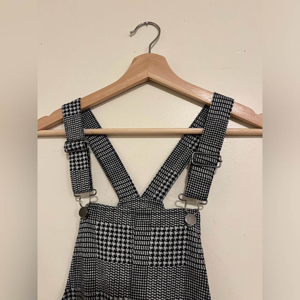 Overall dress - Picture 4 of 6